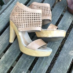 Loeffler Randall platform heel nude leather